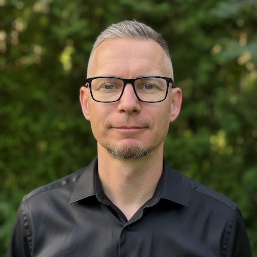 Artur Wronski avatar